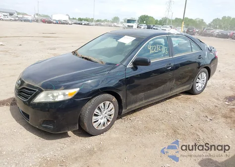 2011 Toyota Camry z USA, uszkodzony, nr VIN 4T1BF3EK1BU746600